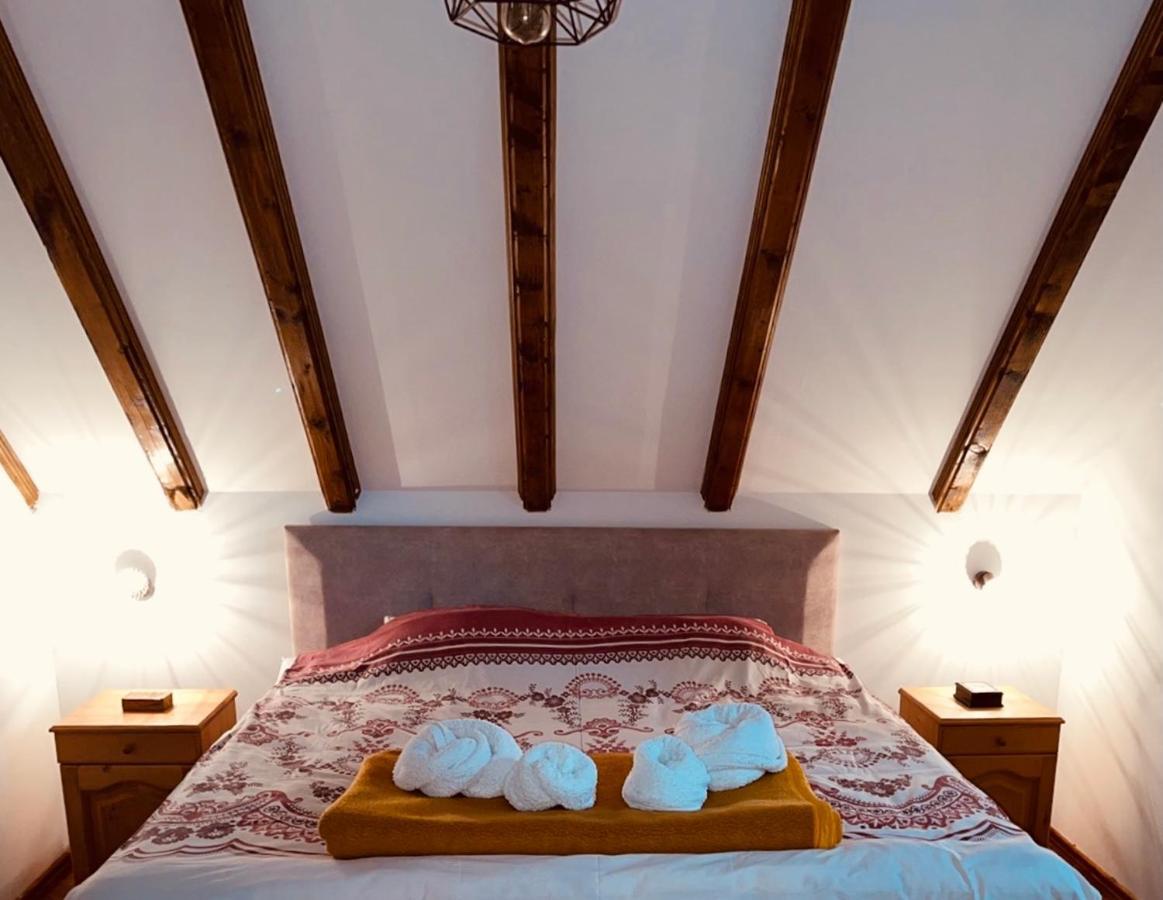 Lovcen Holiday Home Цетине Экстерьер фото