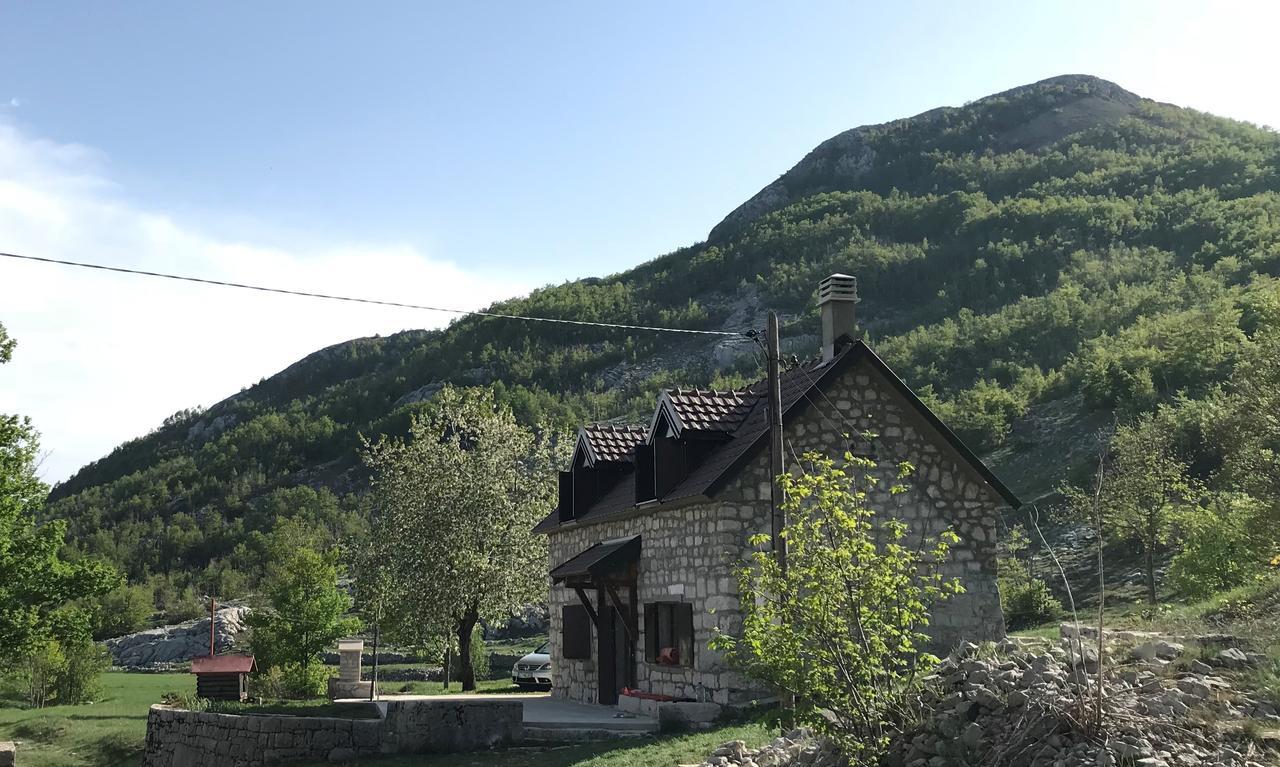 Lovcen Holiday Home Цетине Экстерьер фото