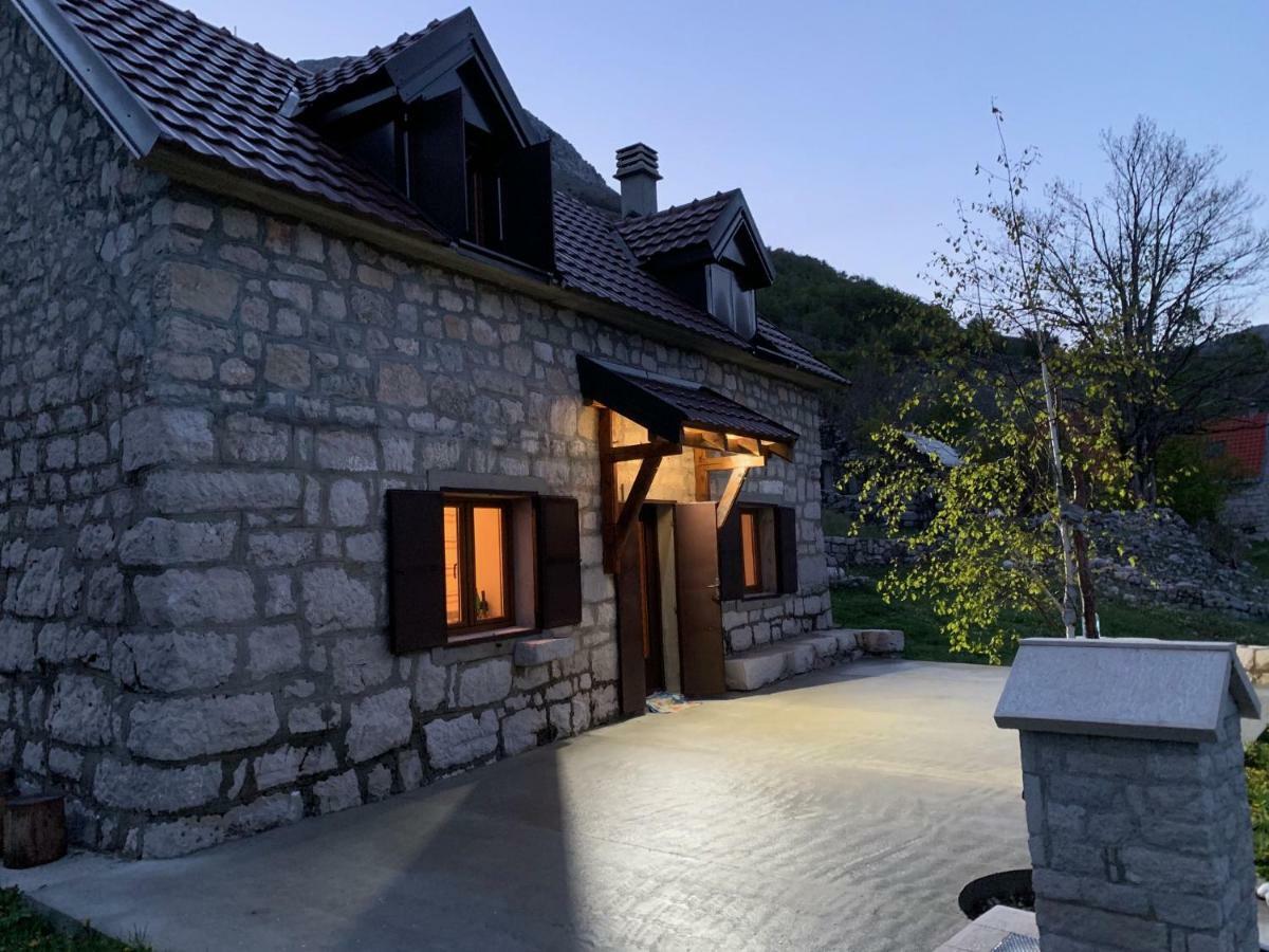 Lovcen Holiday Home Цетине Экстерьер фото